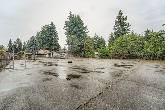 Building Photo - Top-Floor 1Bed/1Bath Apartment in Federal ...
