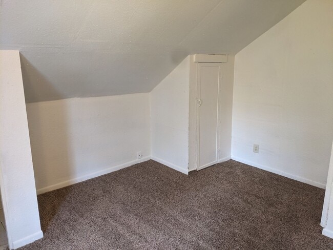 Building Photo - 3 Bed 1 Bath Single Family Home in Wausau