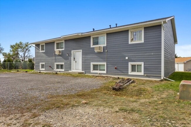 Building Photo - 340 Bench Blvd