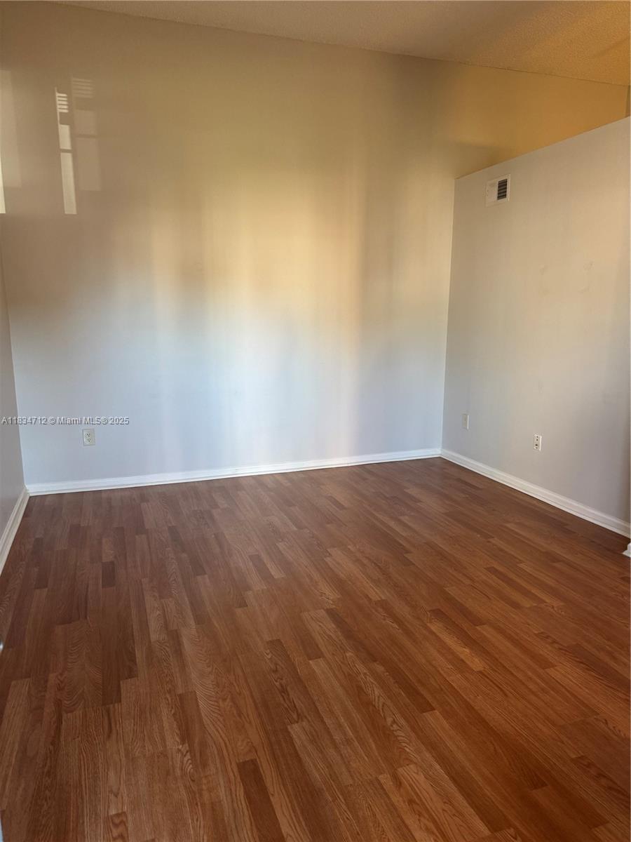 Building Photo - 1335 Crystal Way