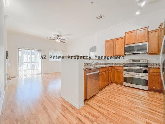 Building Photo - 2725 E Mine Creek Rd