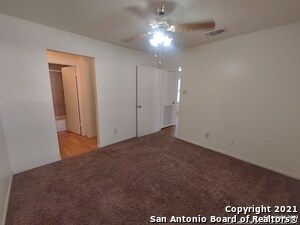 Building Photo - 6331 Cambridge Dr