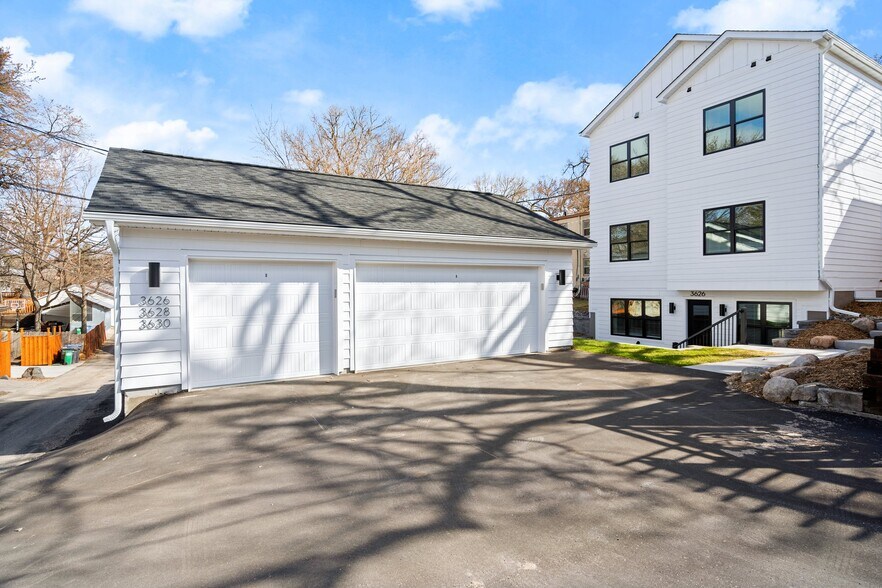 Building Photo - 3632 Colfax Ave S