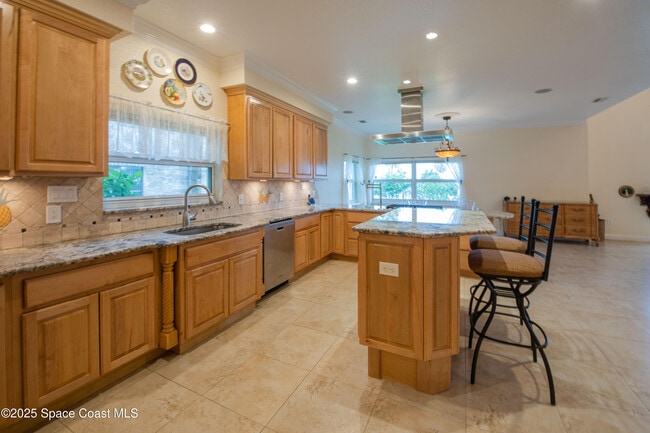 Building Photo - 1613 Indian River Dr
