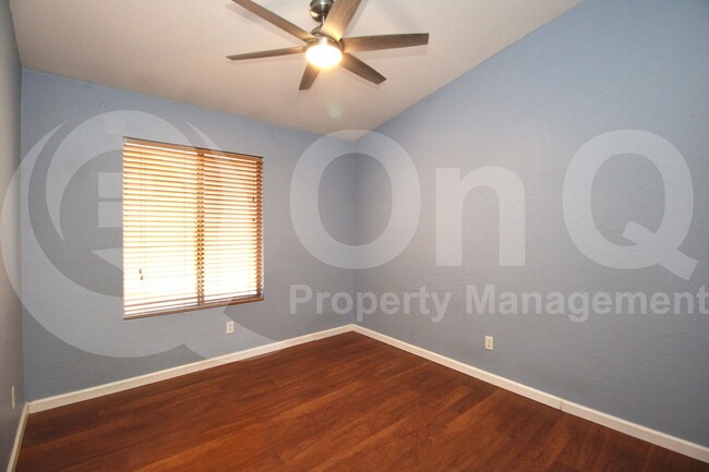 Building Photo - 10559 E Morning Star Dr