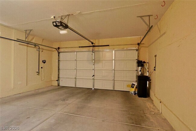 Building Photo - 9578 Summer Furnace St