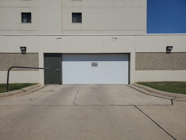 Building Photo - Columbia Park Towers