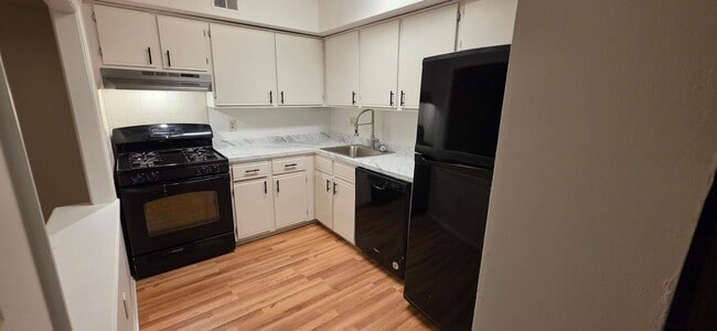 Building Photo - Stony Creek 2 Bedroom 2 Bath condo for rent $2,199/month
