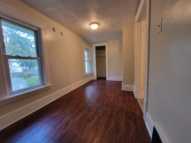 Building Photo - 2235 12th St SW