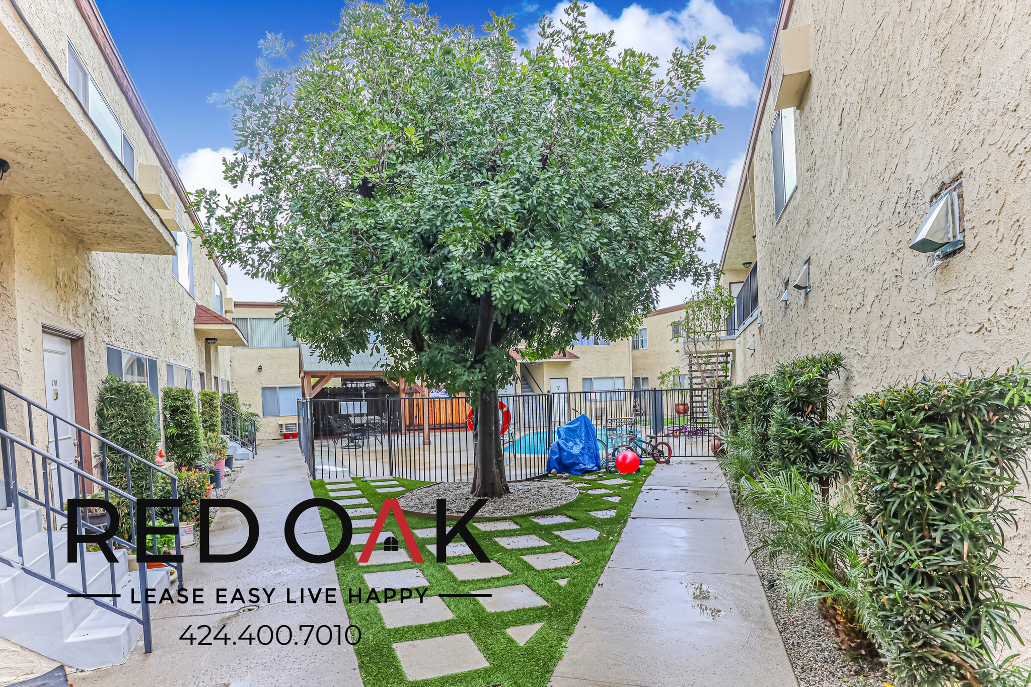 Building Photo - 8555 Independence Ave