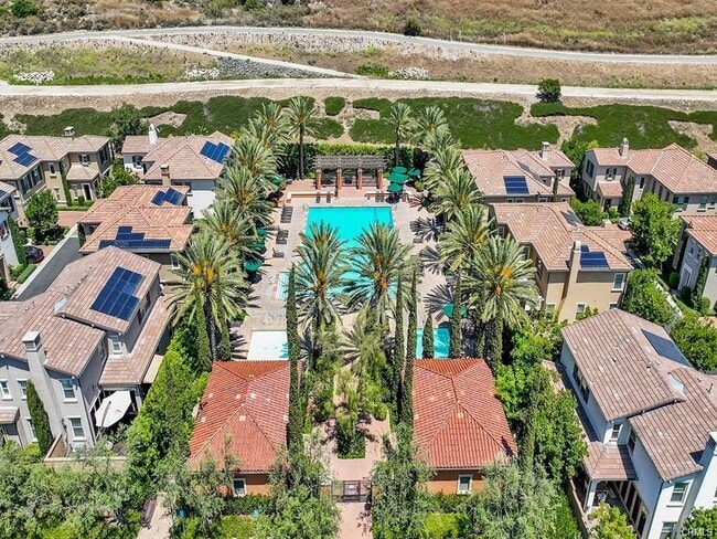 Building Photo - 136 Coyote Brush