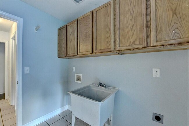Building Photo - 938 Mulberry Fields Cove NE
