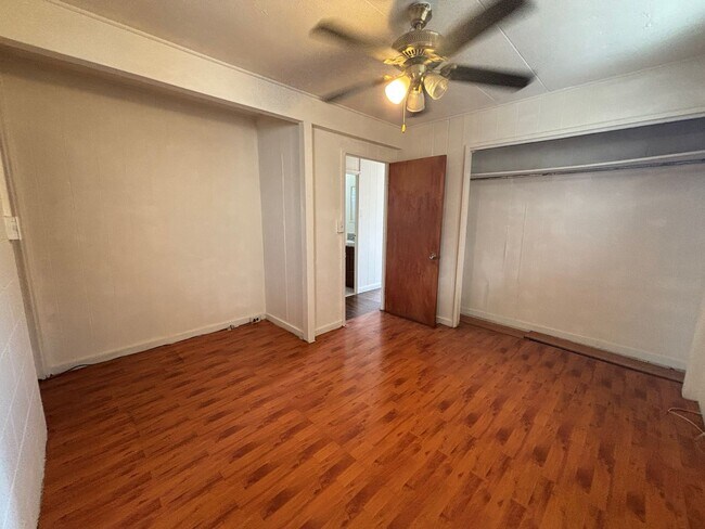 Building Photo - 1508 Sing Loy Ln