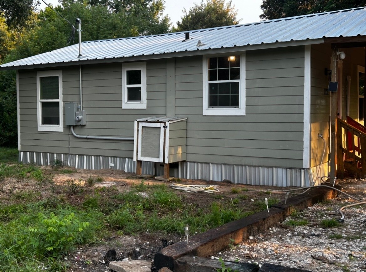Building Photo - 12735 Willis Waukegan Rd