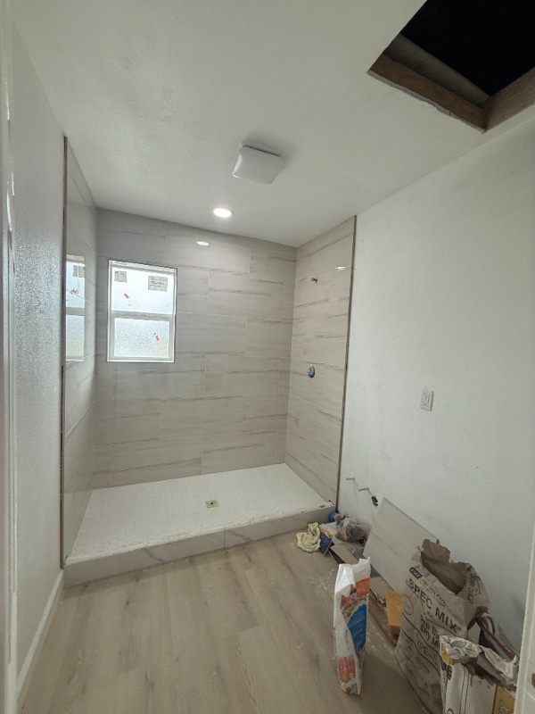 Building Photo - 10920 Lillian Ln