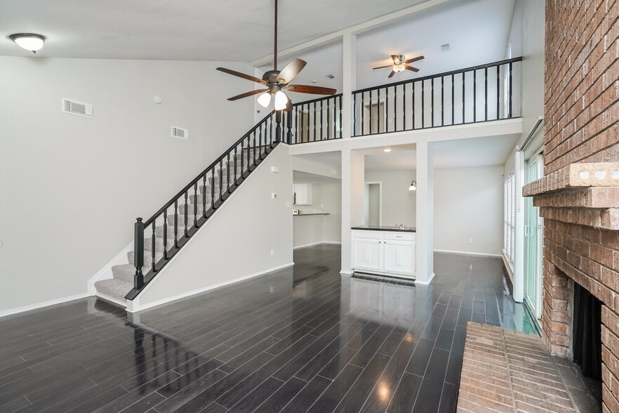 Building Photo - 3534 Duncaster Dr