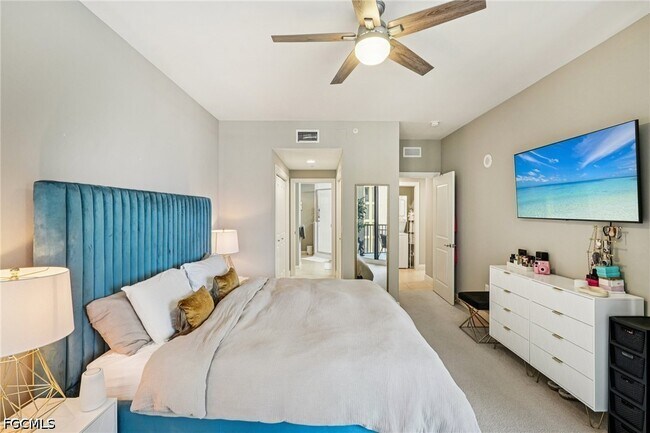 Building Photo - 5781 Cape Harbour Dr