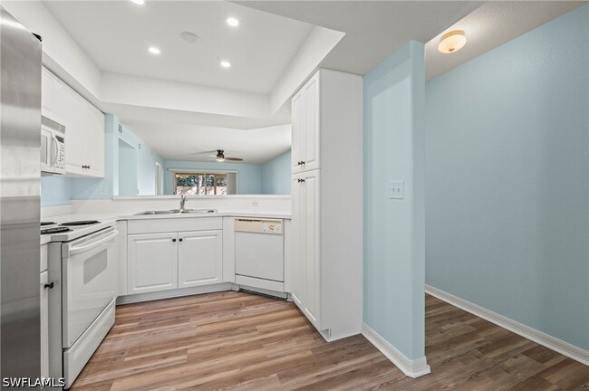 Building Photo - 26658 Little John Ct