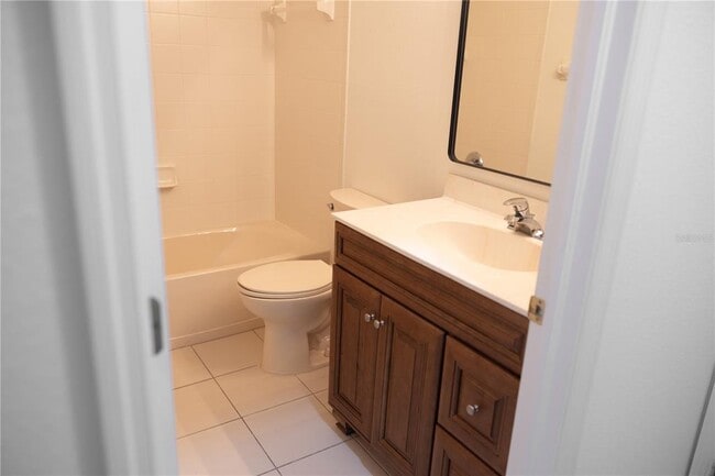 Building Photo - 8561 Acorn Ridge Ct