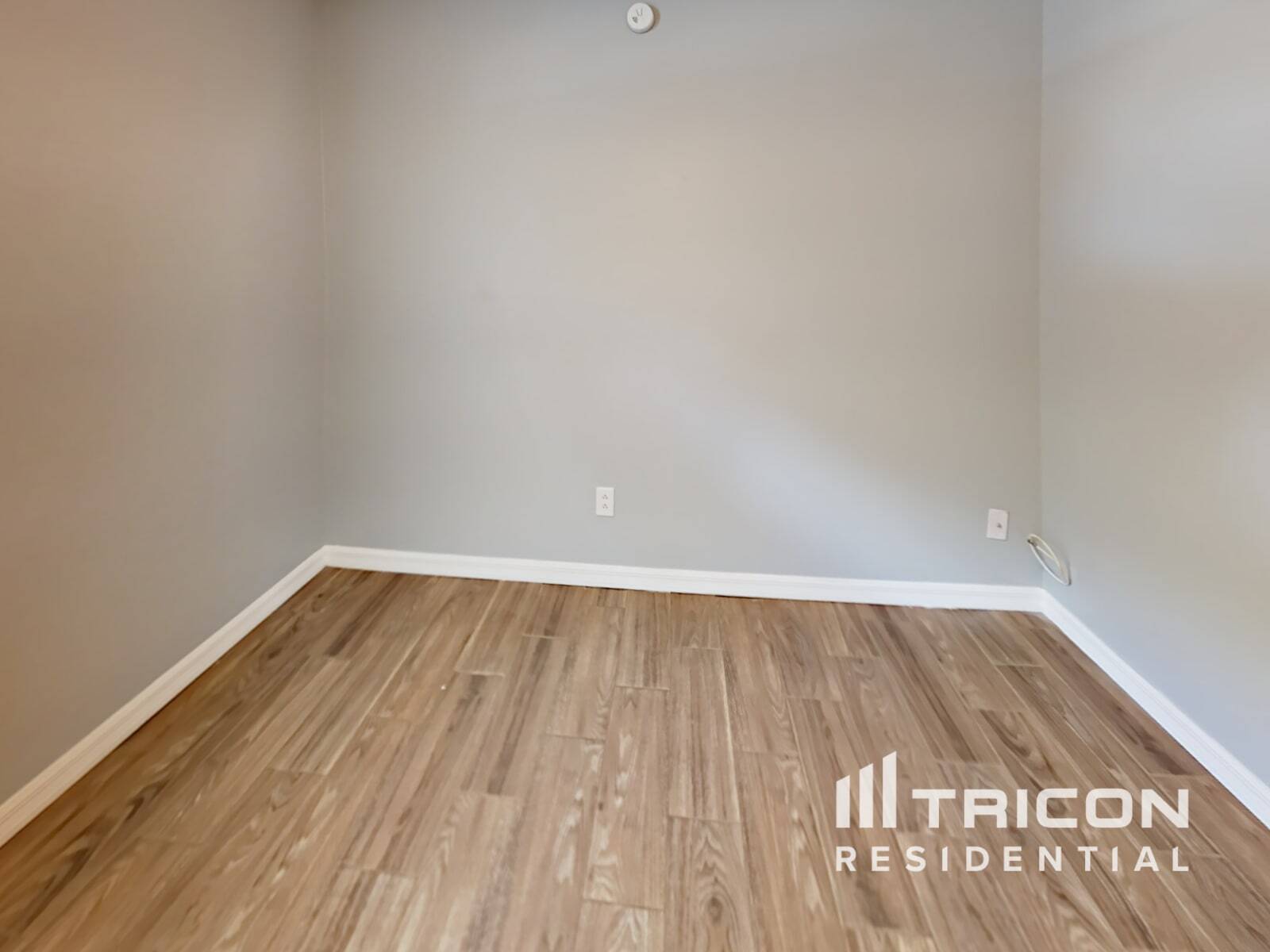 Building Photo - 1205 Tiger Wood Ct