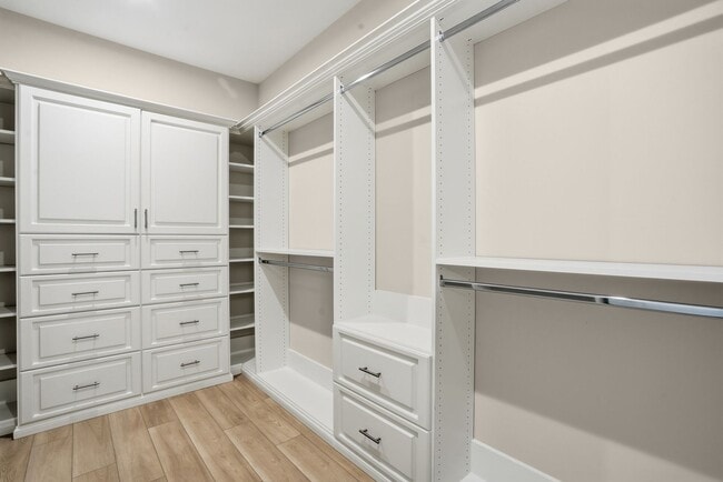 Building Photo - 3-Bed Corner Lot Home in Waterways Community