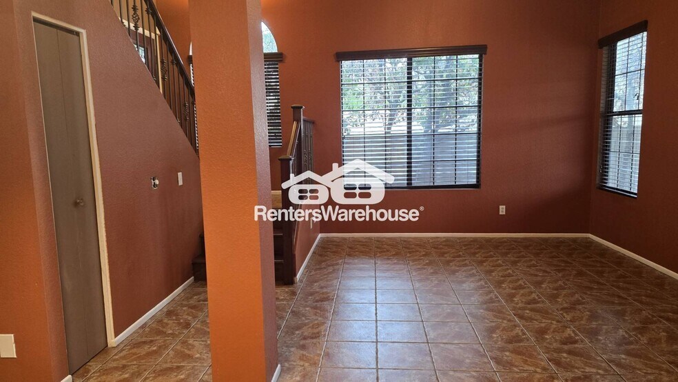 Building Photo - 3065 W Tarina Ct