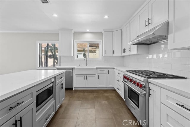 Building Photo - 5509 W 122nd St
