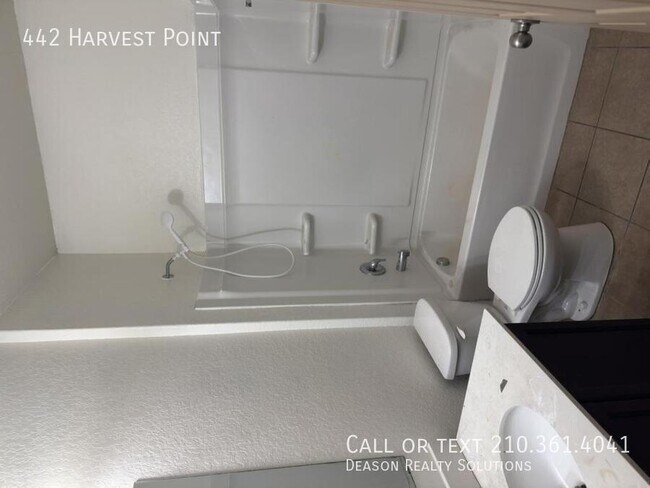 Building Photo - 442 Harvest Point