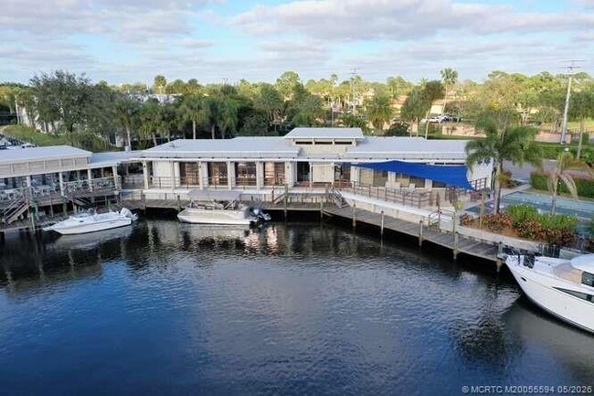 Building Photo - 1950 SW Palm City Rd