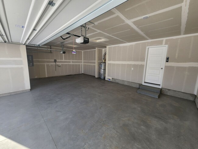Building Photo - Brand New 4 bedroom in Star