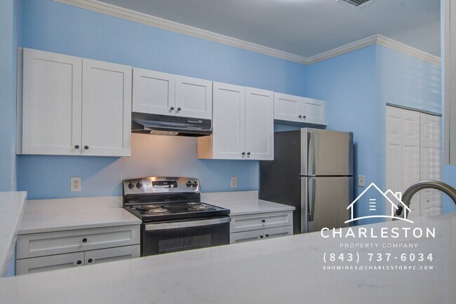 Building Photo - 45 Sycamore Ave