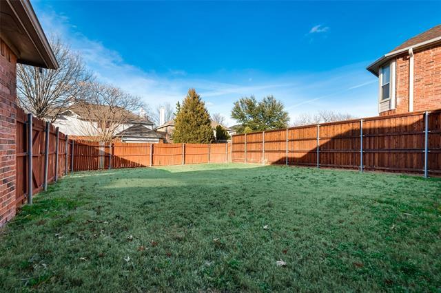 Building Photo - 5835 Willow Wood Ln