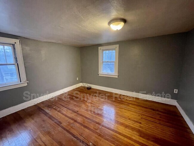 Building Photo - 450 Homer Ave