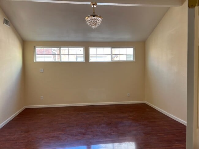 Building Photo - 14127 Sandfield Dr