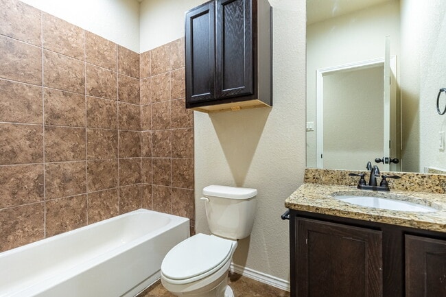 Building Photo - 218 Ragsdale Way