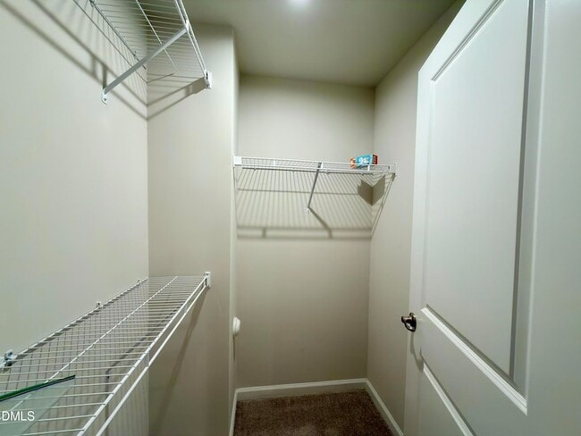 Building Photo - 1110 Romeria Dr