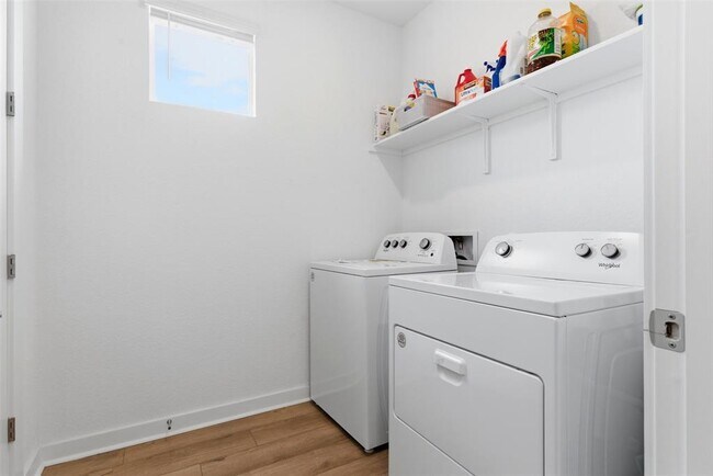 Building Photo - 105 Nuntree Cv