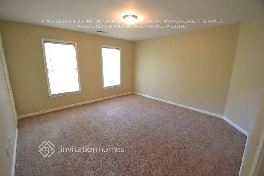 Building Photo - 613 Dahlia Way