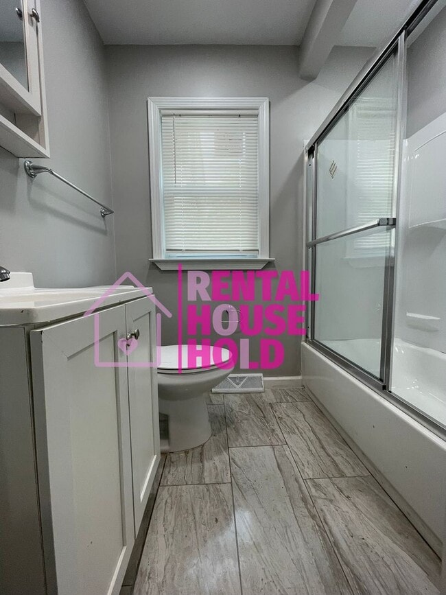 Building Photo - Security Deposit Slashed in Half just $500...