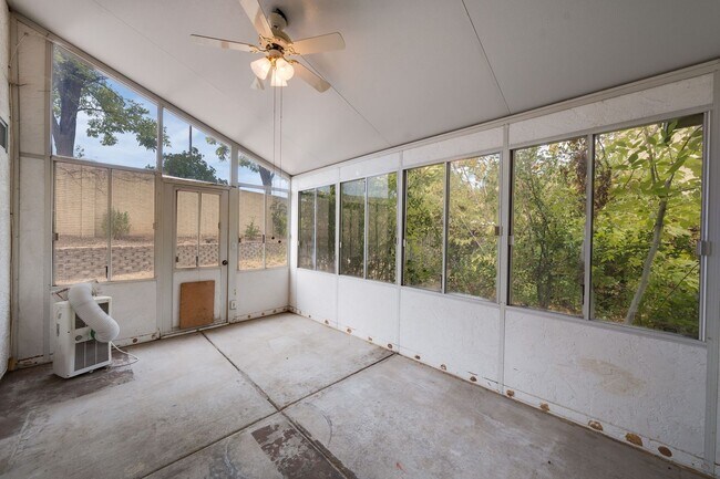Building Photo - 6115 Brahms Ct