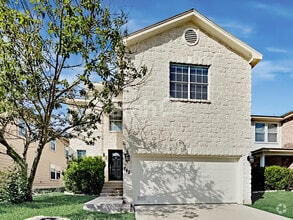 Building Photo - 742 Pinafore St