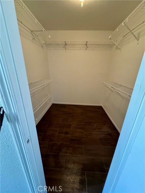 Building Photo - 2105 Villines Ave