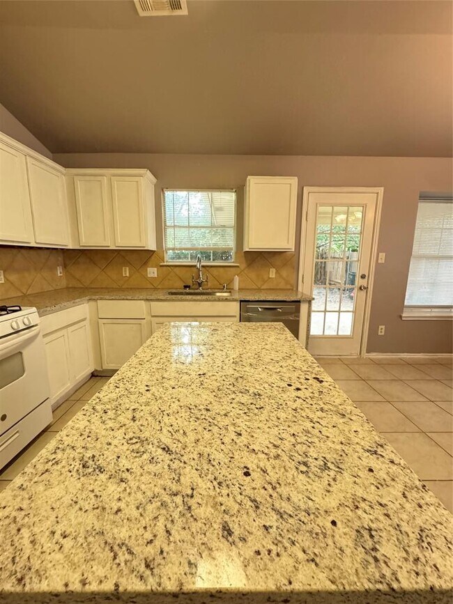Building Photo - 1412 Vanilla Bean Dr