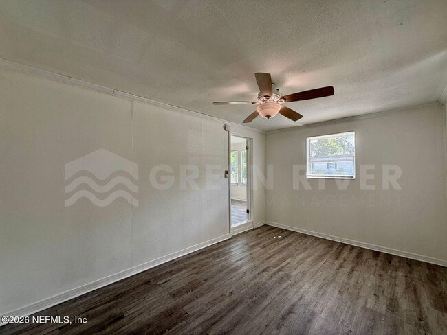 Building Photo - 4623 Suffolk Ave