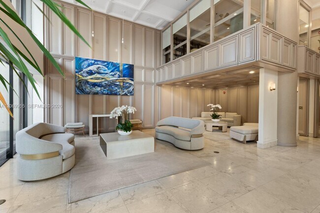 Building Photo - 251 Crandon Blvd