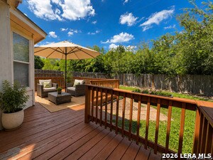Building Photo - 10247 Huisache Field