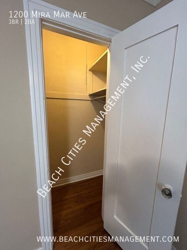 Building Photo - 1200 Mira Mar Ave