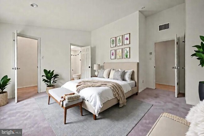 Building Photo - 8217 Township Dr