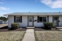 Building Photo - 1201 Janes Ln