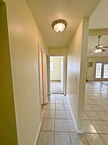 Building Photo - 8707 Glen Bluff